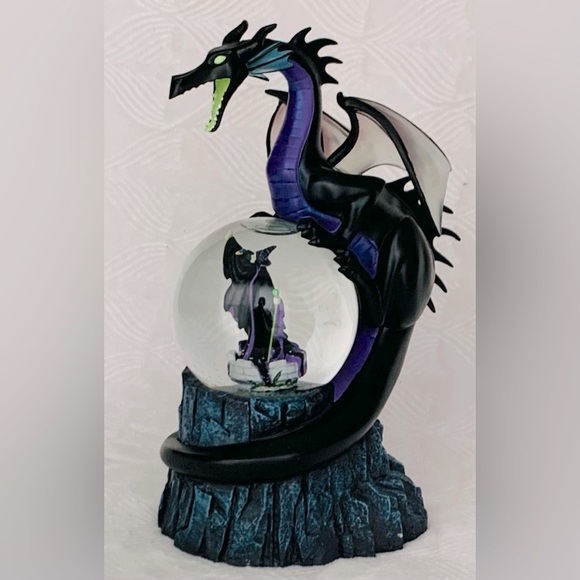 Disney Store Disney Villains Maleficent Dragon Musical Snow Globe - Picture 4 of 13